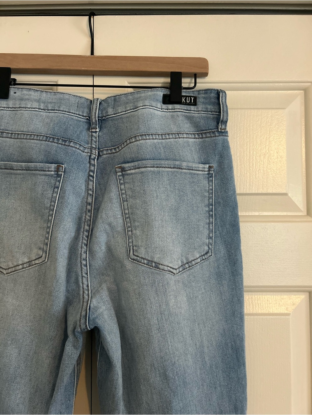 Kut from the Kloth Light Blue Wash High Rise Flare Jeans Kelsey Split Hem Sz 12 - Picture 10 of 13